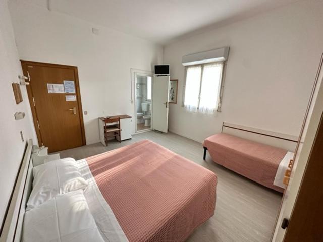 Hotel Fiorenza Milano Marittima Luaran gambar